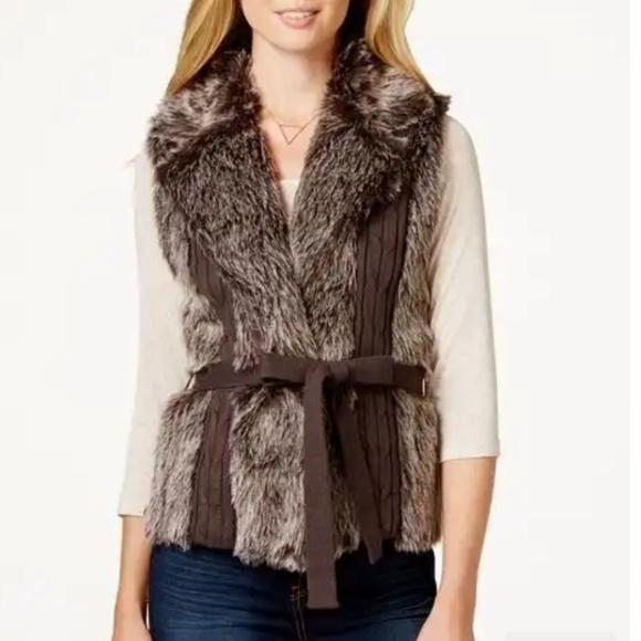 XOXO Jackets & Blazers - XOXO faux fur vest